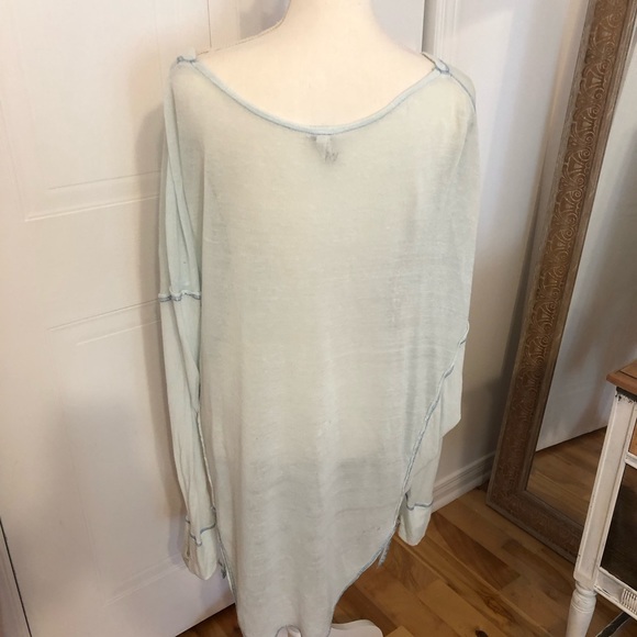 Top - Picture 2 of 3